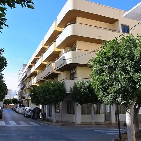 Hostel Amistat Island Hostel Ibiza - Albergue Juvenil *