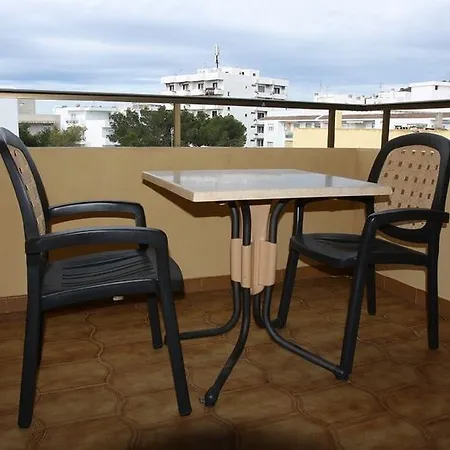 Hostel Amistat Island Hostel Ibiza - Albergue Juvenil San Antonio (Ibiza)