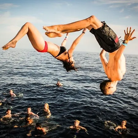 Amistat Island Hostel Ibiza - Albergue Juvenil
