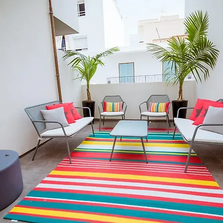 Amistat Island Hostel Ibiza - Albergue Juvenil