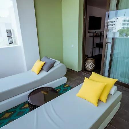Amistat Island Hostel Ibiza - Albergue Juvenil Hostel *