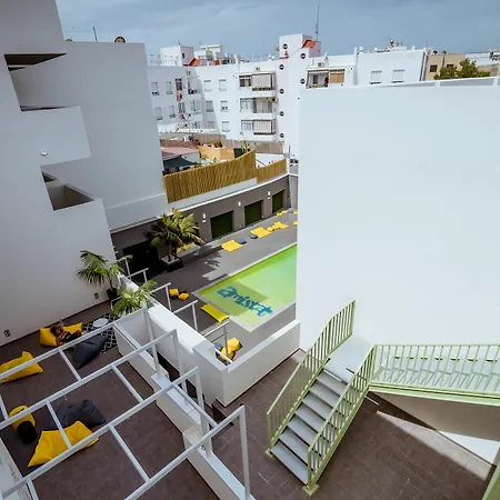 Amistat Island Hostel Ibiza - Albergue Juvenil * San Antonio (Ibiza)