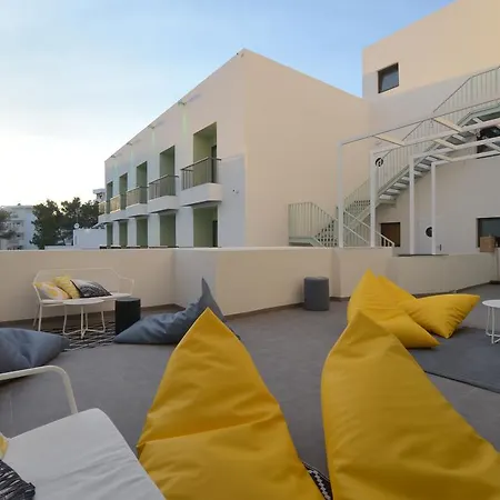 Amistat Island Ibiza - Juvenil Hostel