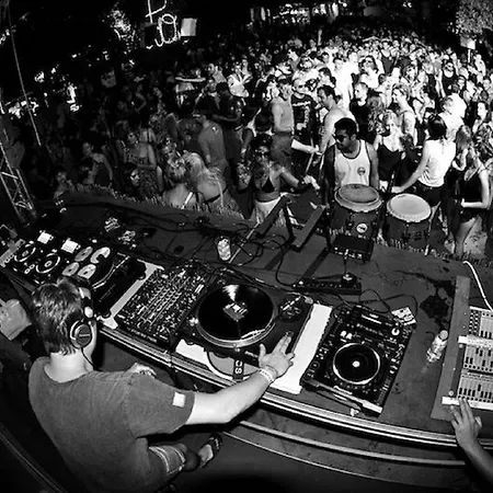 Amistat Island Ibiza - Juvenil