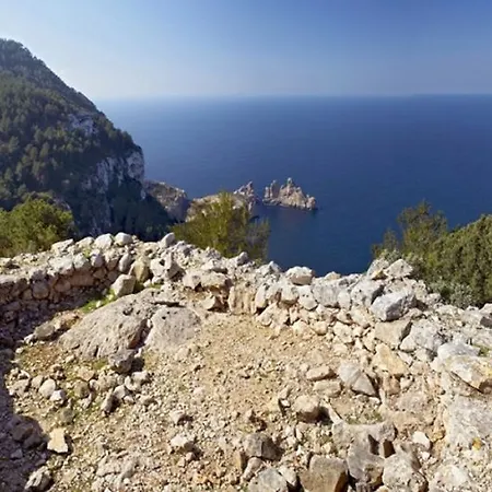 Albergue Amistat Island Ibiza - Juvenil Sant Antoni de Portmany